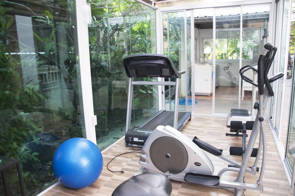 Baansabai Ramaiv Lejlighedshotel Bangkok Eksteriør billede