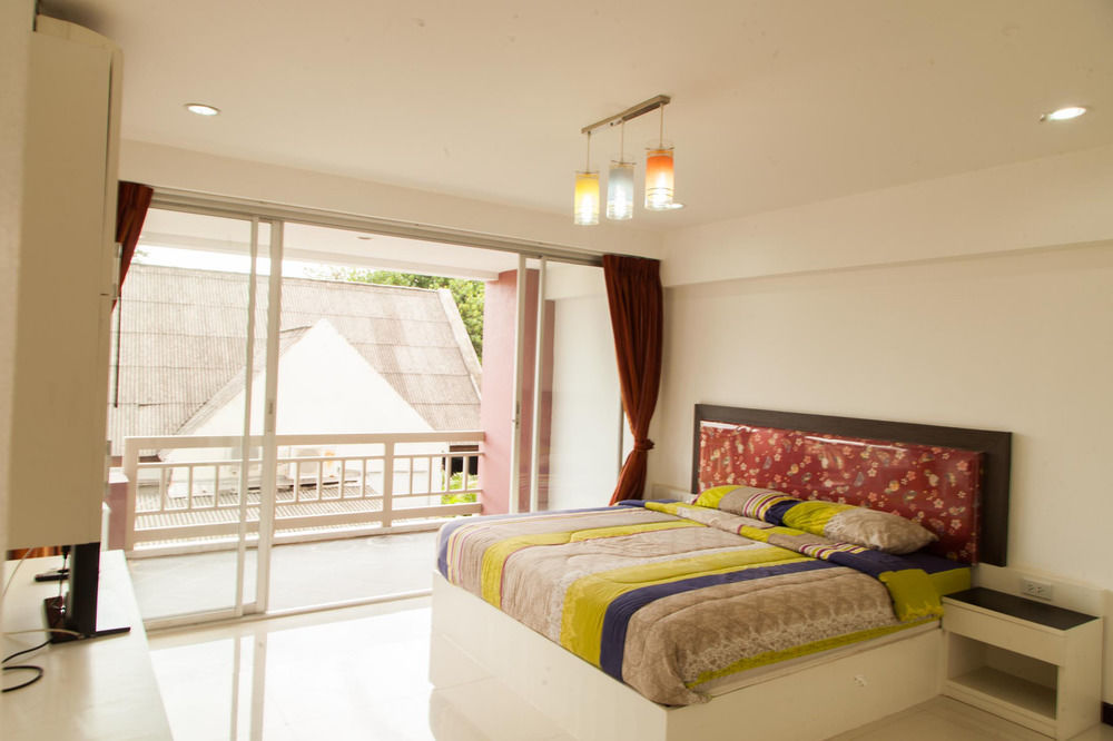 Baansabai Ramaiv Lejlighedshotel Bangkok Eksteriør billede