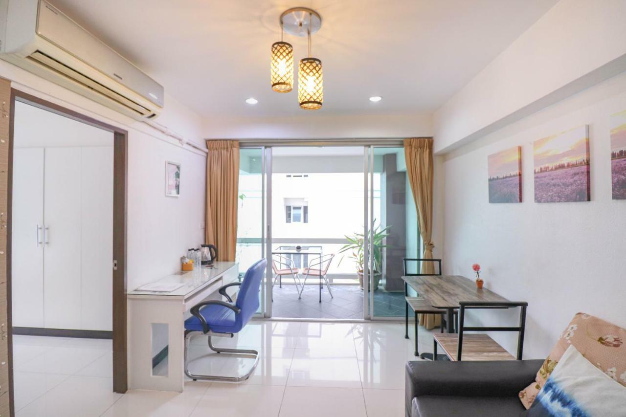 Baansabai Ramaiv Lejlighedshotel Bangkok Eksteriør billede