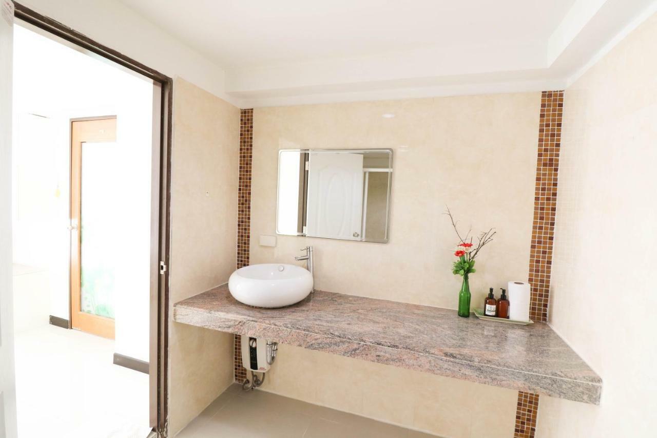 Baansabai Ramaiv Lejlighedshotel Bangkok Eksteriør billede
